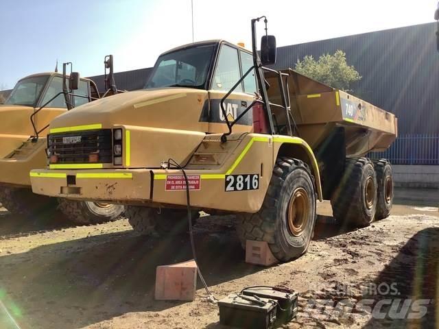 CAT 740 Dumpperit