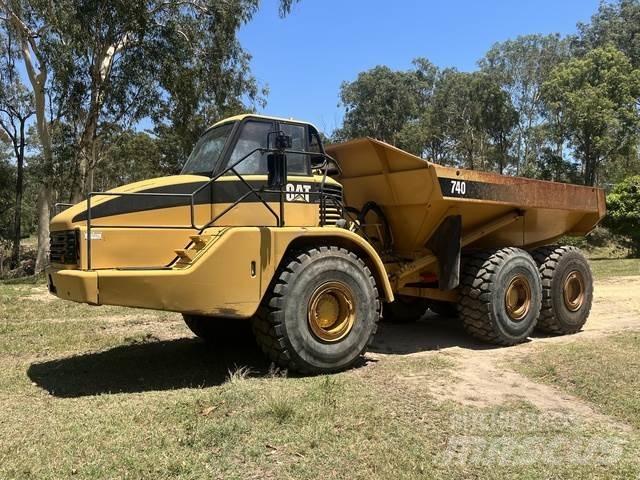 CAT 740 Dumpperit