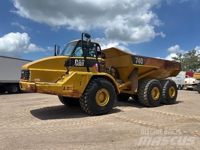 CAT 740 Dumpperit