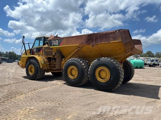 CAT 740 Dumpperit