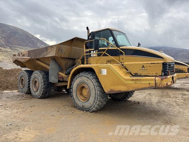 CAT 740 Dumpperit