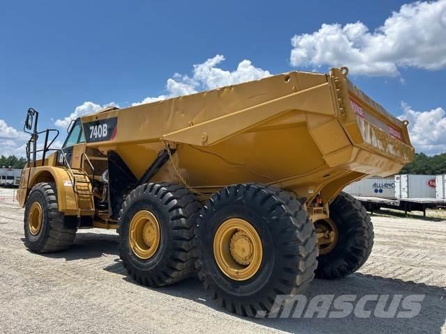 CAT 740B Dumpperit