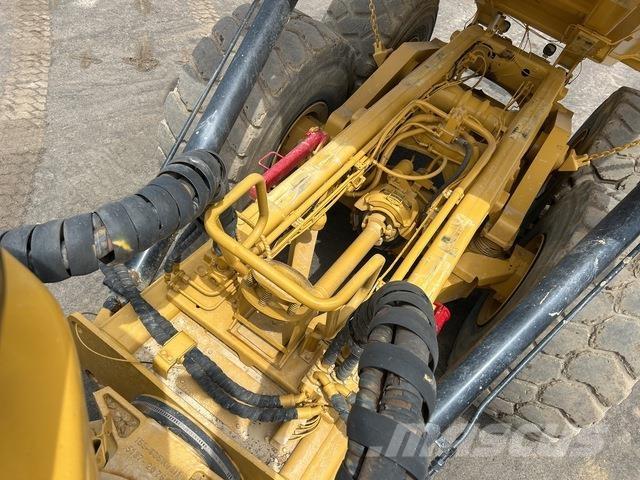 CAT 740B Dumpperit