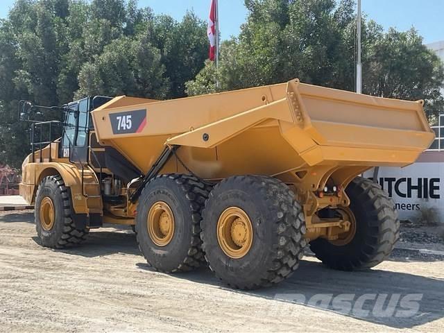 CAT 745 Dumpperit