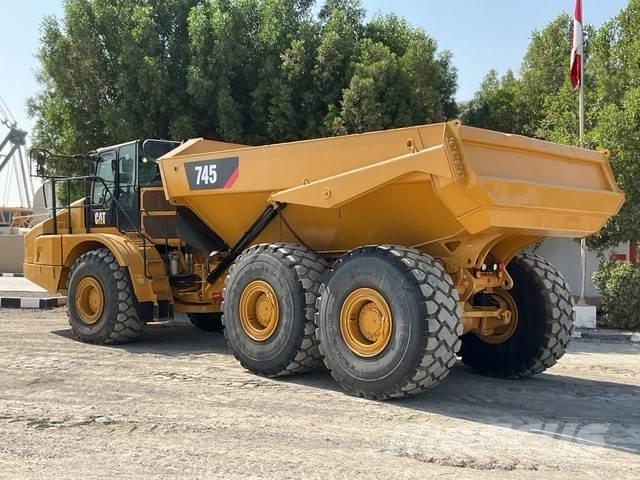 CAT 745 Dumpperit
