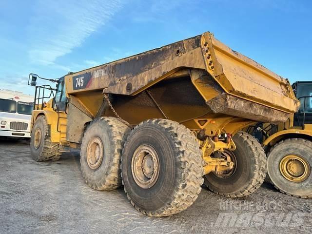CAT 745 Dumpperit