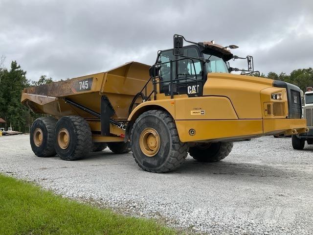 CAT 745 Dumpperit