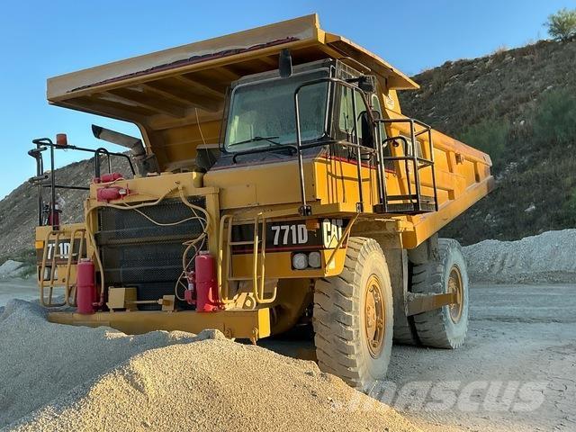 CAT 771D Dumpperit