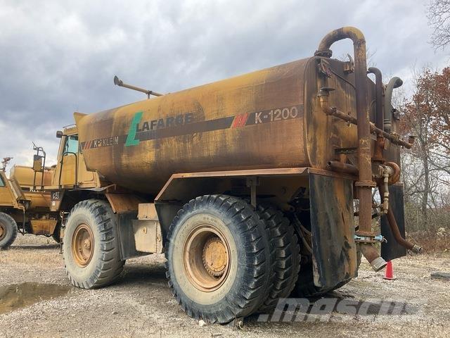 CAT 773B Vesisäiliöautot