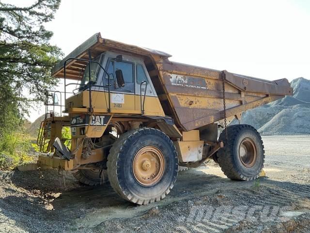 CAT 775D Dumpperit