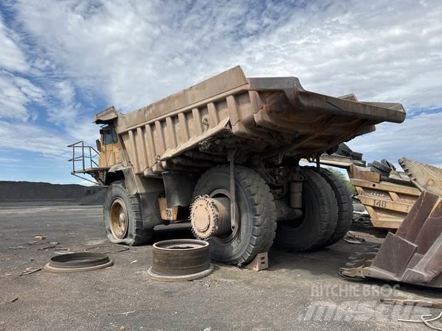 CAT 777B Dumpperit