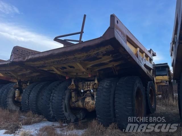 CAT 777D Dumpperit