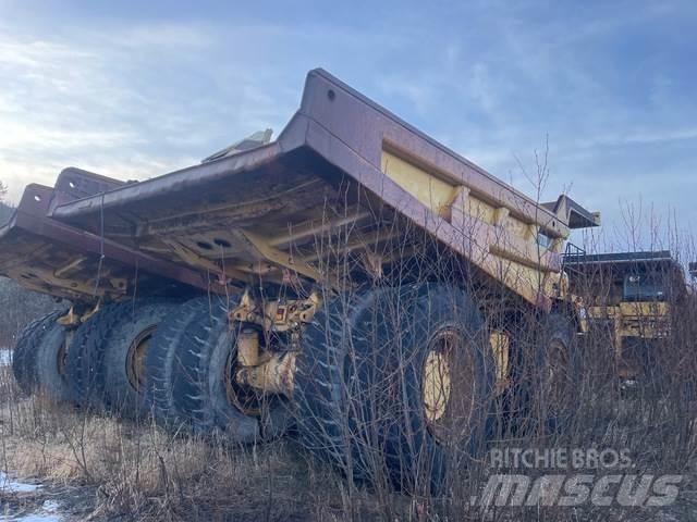 CAT 777D Dumpperit