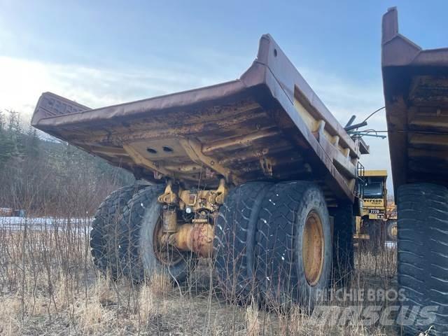 CAT 777D Dumpperit
