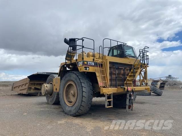 CAT 777D Dumpperit
