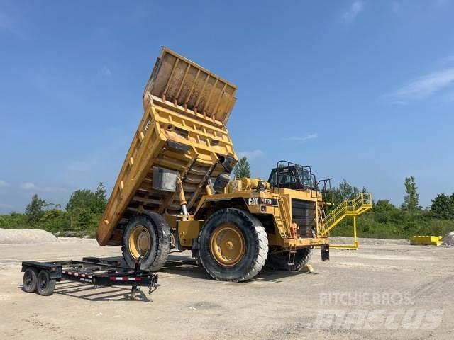 CAT 777D Dumpperit