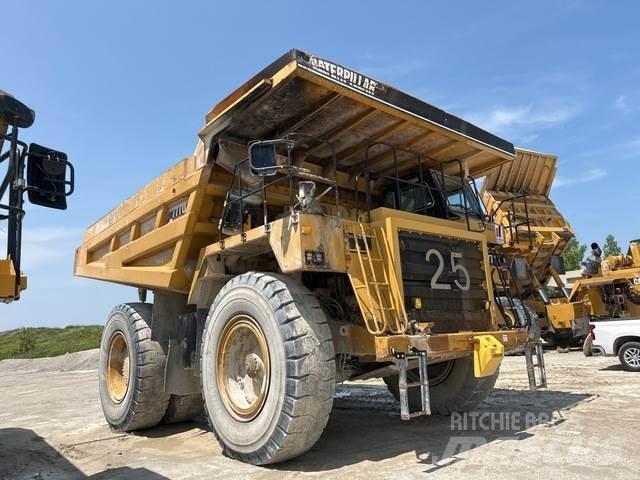 CAT 777D Dumpperit