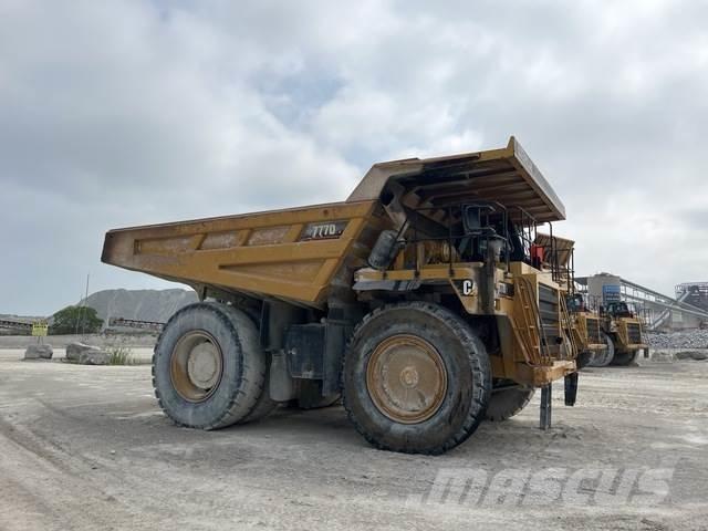 CAT 777D Dumpperit