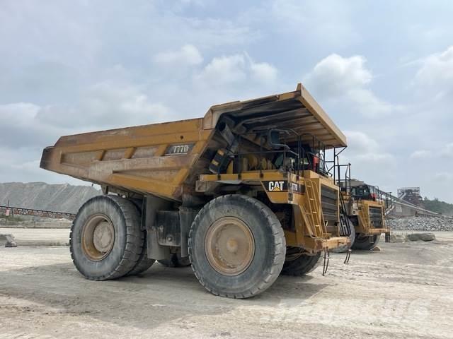 CAT 777D Dumpperit