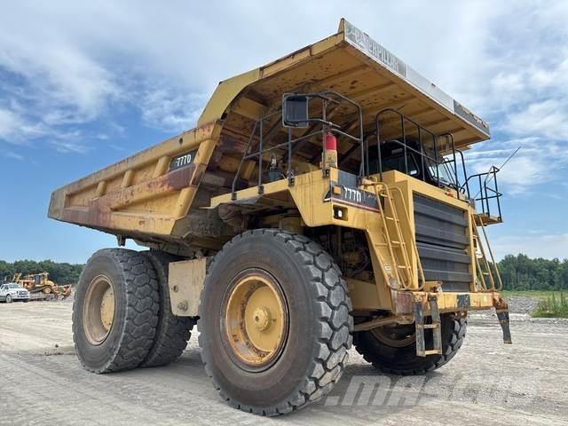 CAT 777D Dumpperit