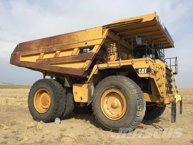 CAT 777D Dumpperit