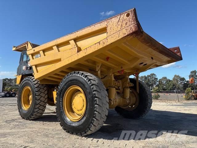 CAT 777E Dumpperit