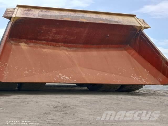 CAT 777E Dumpperit