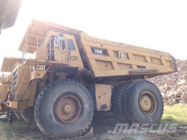 CAT 785B Dumpperit