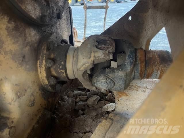 CAT 815B Muut koneet
