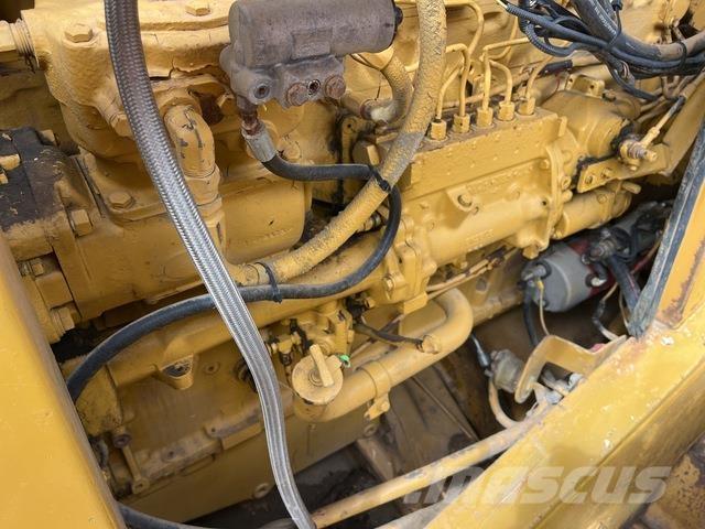 CAT 825C Tiivistyskoneet