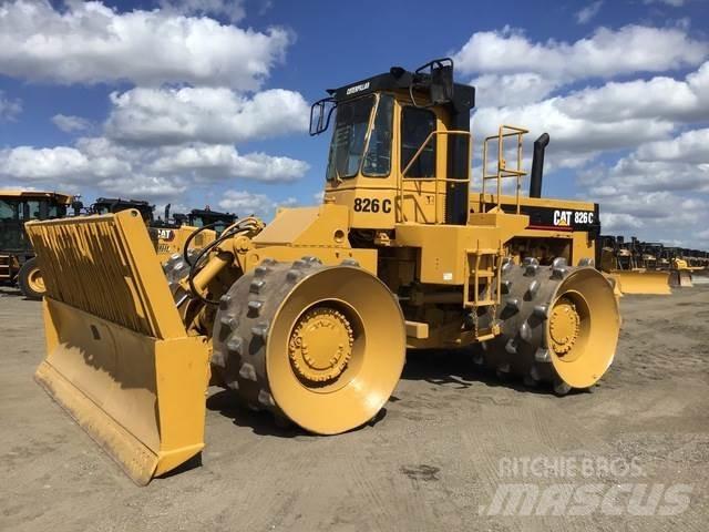 CAT 826C Tiivistyskoneet