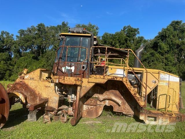 CAT 826G Tiivistyskoneet