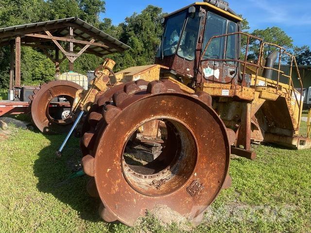 CAT 826G Tiivistyskoneet