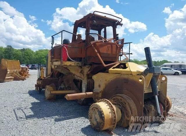 CAT 826K Tiivistyskoneet