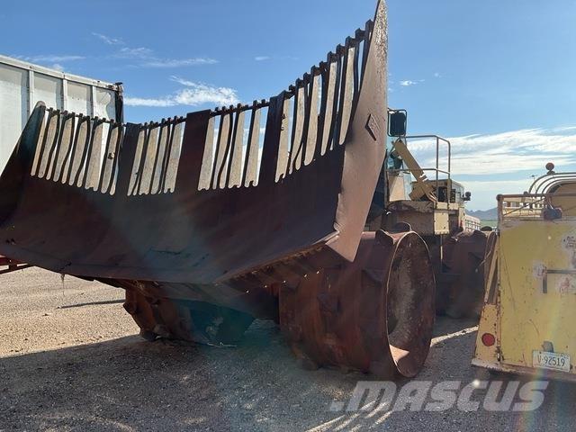 CAT 836G Tiivistyskoneet