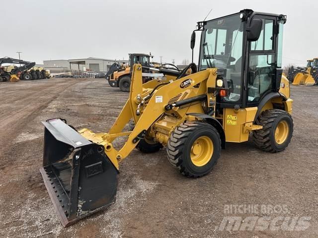 CAT 903D Pyöräkuormaajat