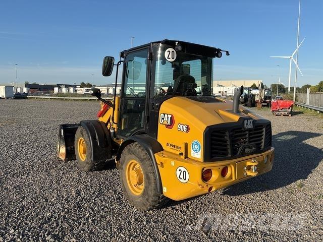 CAT 906 Pyöräkuormaajat