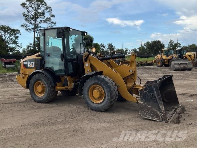 CAT 906M Pyöräkuormaajat