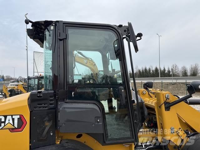 CAT 908 Pyöräkuormaajat