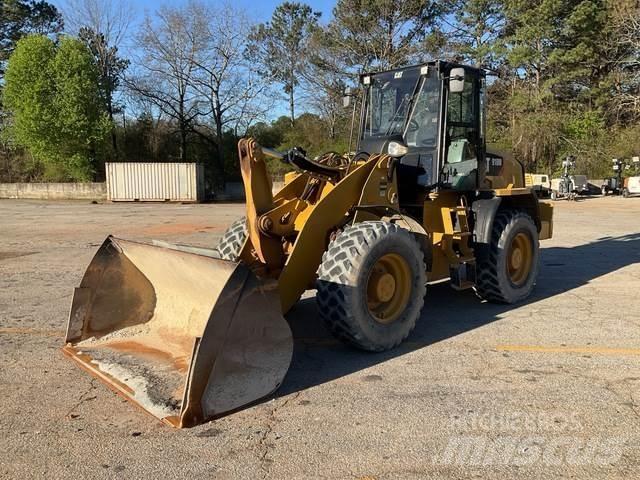 CAT 918M Pyöräkuormaajat