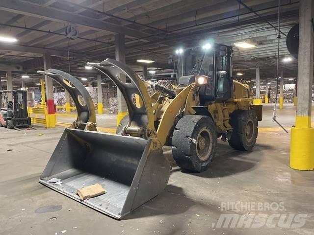CAT 920 Pyöräkuormaajat