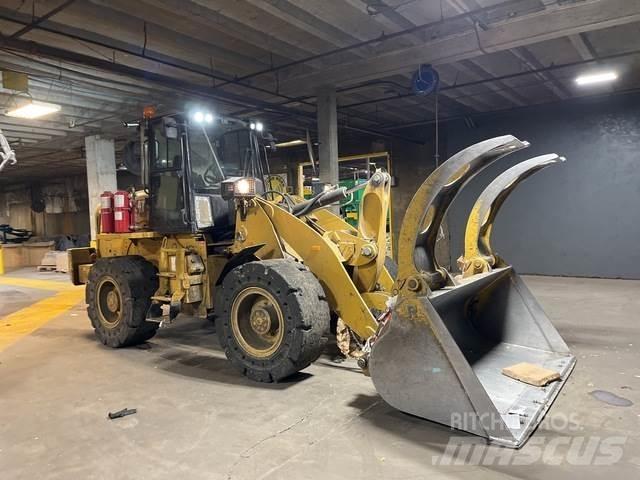 CAT 920 Pyöräkuormaajat