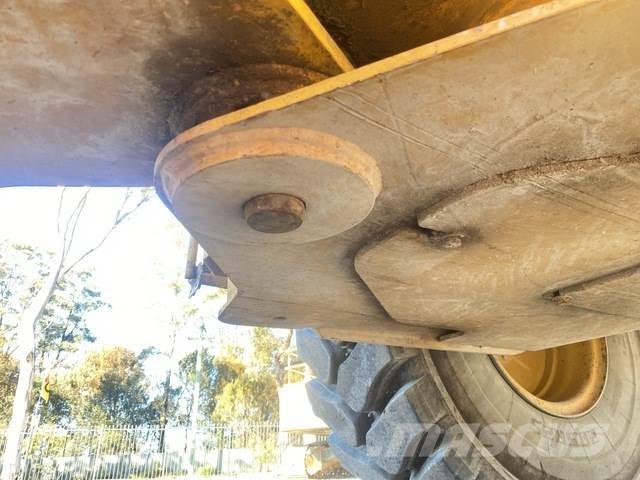 CAT 924H Pyöräkuormaajat