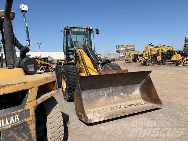 CAT 930G Pyöräkuormaajat