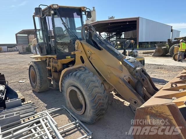 CAT 930G Pyöräkuormaajat
