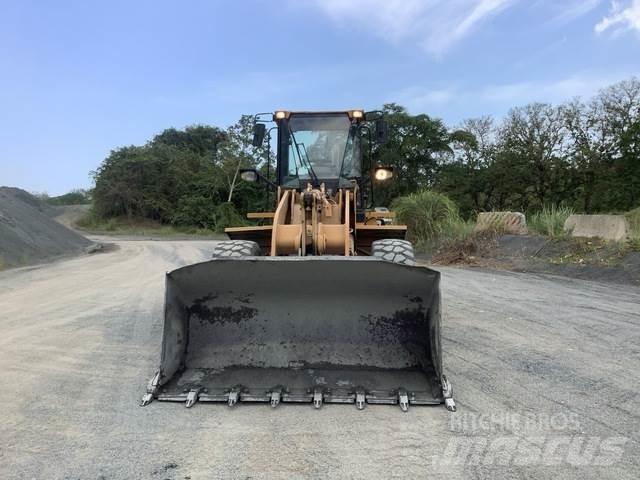 CAT 938H Pyöräkuormaajat