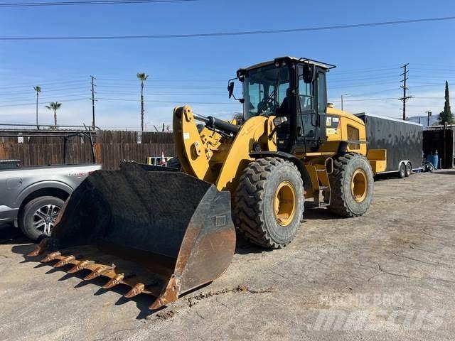 CAT 938M Pyöräkuormaajat