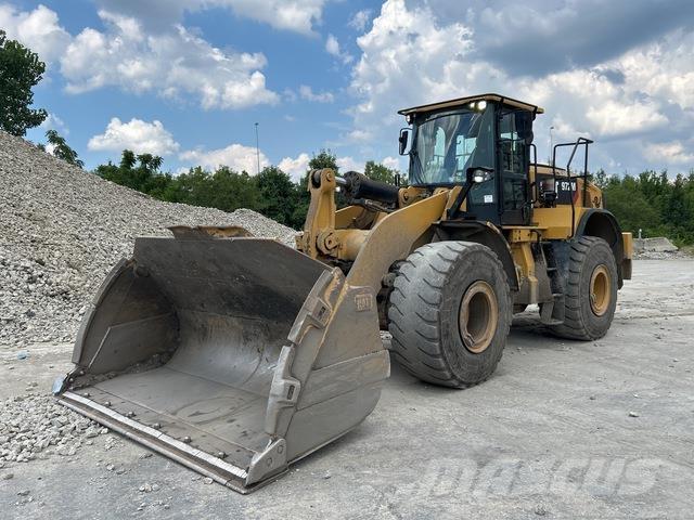 CAT 972M Pyöräkuormaajat