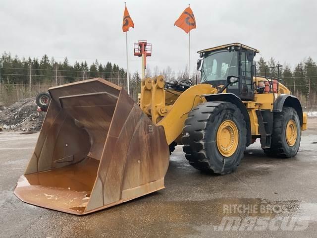 CAT 982M Pyöräkuormaajat