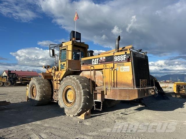 CAT 988F Pyöräkuormaajat